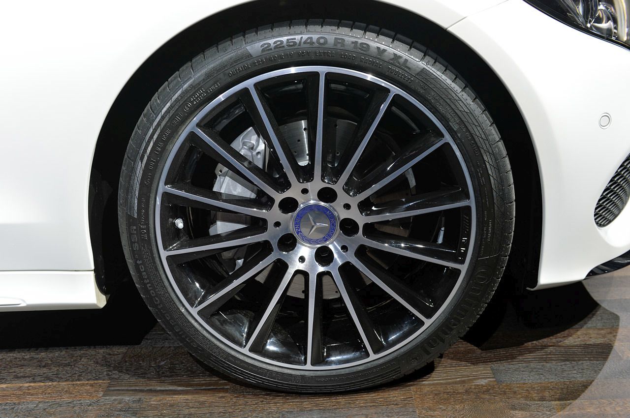 YEN MERCEDES C SERS DETROT RESM GALERS