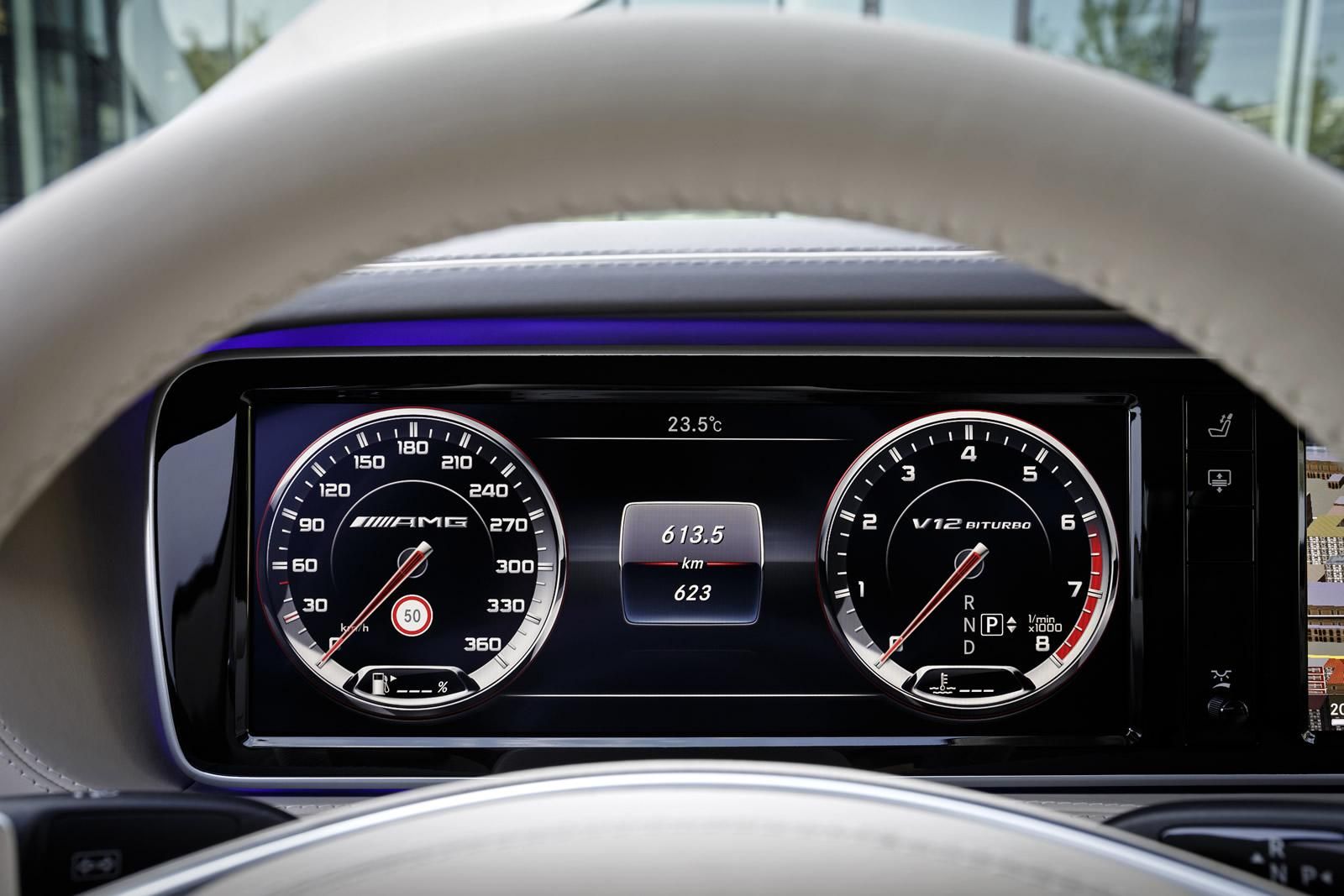 YEN MERCEDES S65 AMG RESM FOTORAF GALERS