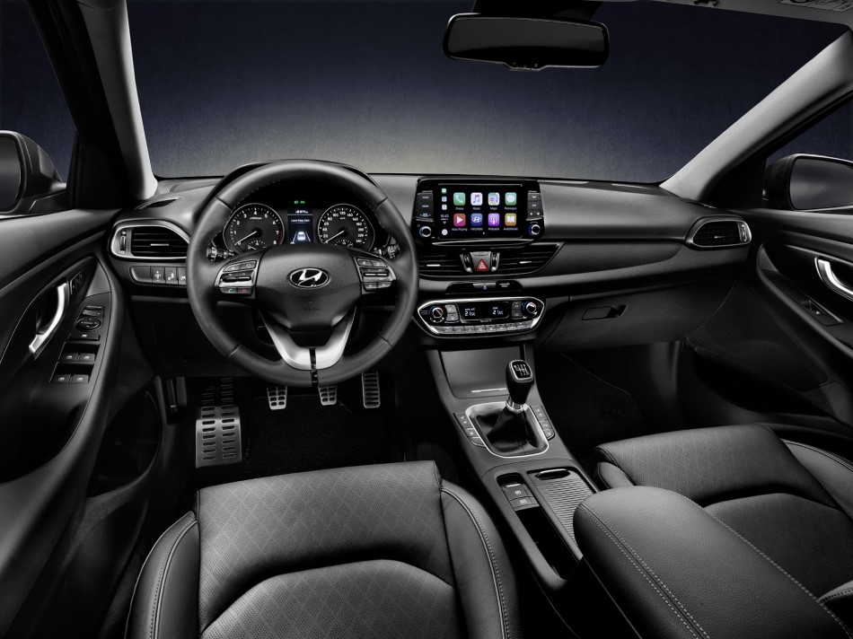 Hyundai i30 Fastback resim galerisi