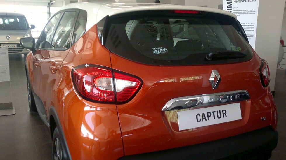 YEN RENAULT CAPTUR TRKYE'DE SATITA GALER