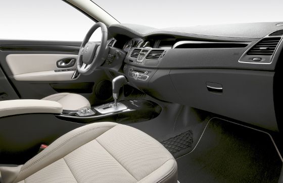 YEN 2014 RENAULT LAGUNA 1.5 DC EDC RESM GALERS
