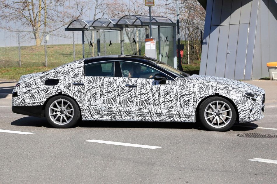 2018 Mercedes-Benz CLS yeni resim galerisi