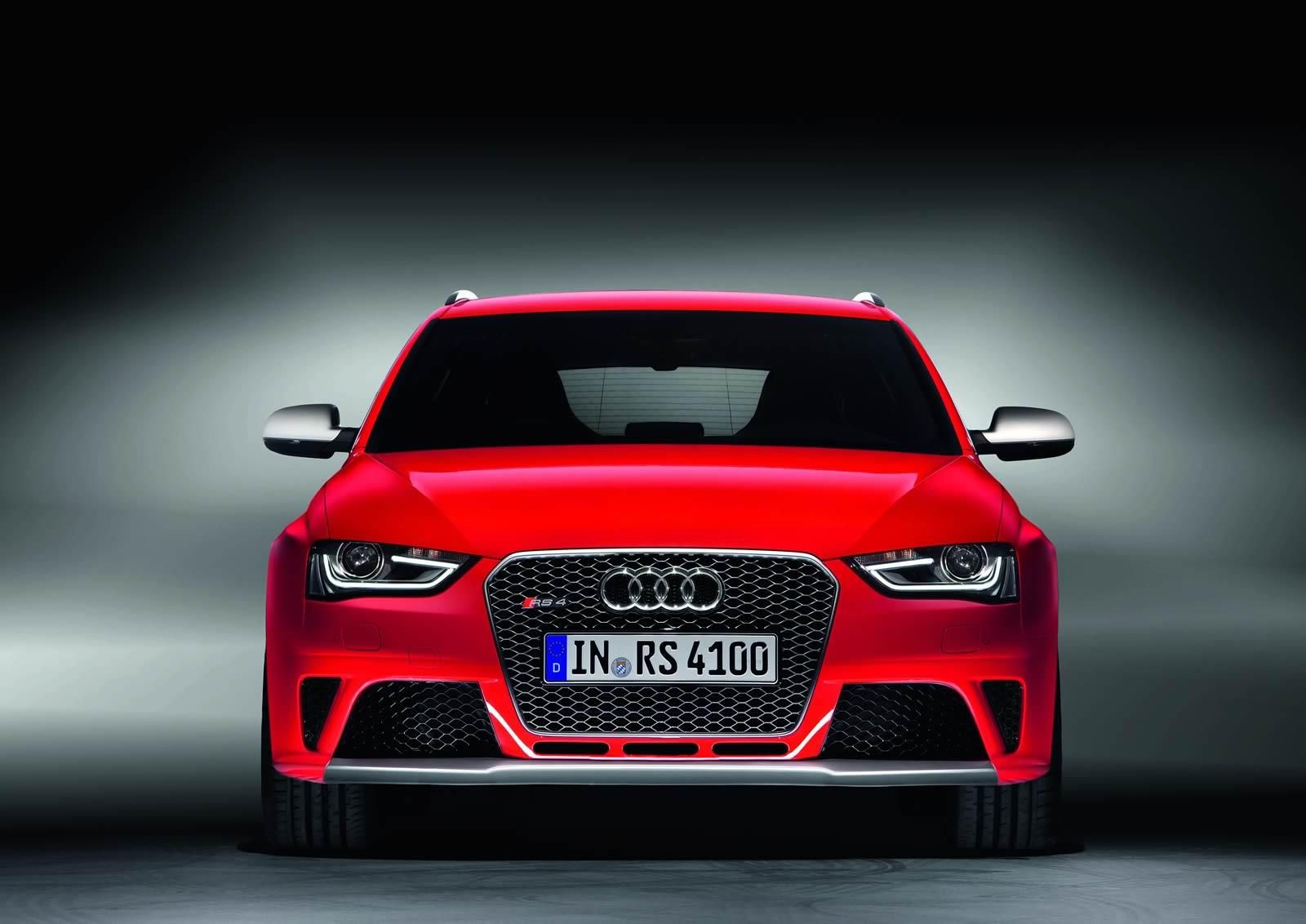 AUD RS4 AVANT GALER