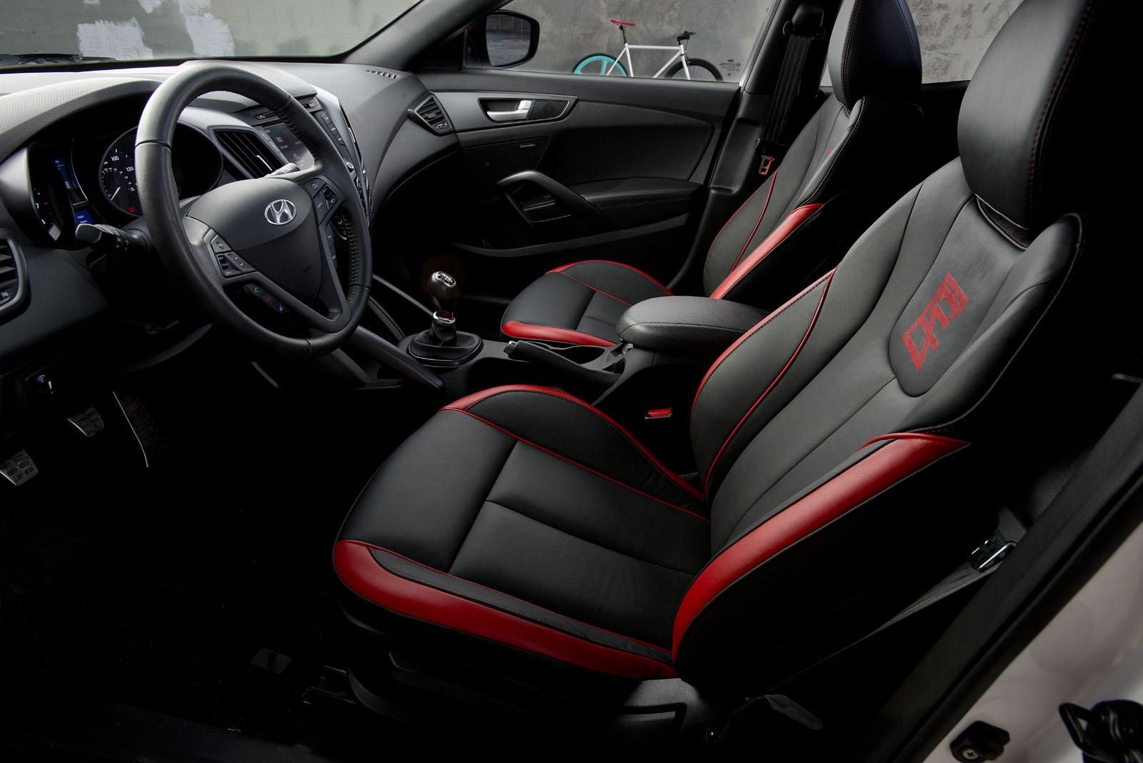 HYUNDA VELOSTER C3 ROLL TOP CONCEPT GALER