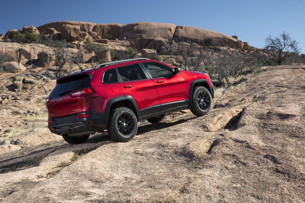 YEN 2014 JEEP CHEROKEE GALER