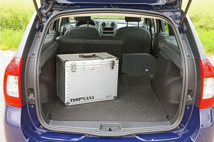 YEN DACA LOGAN MCV RESM GALERS (2)