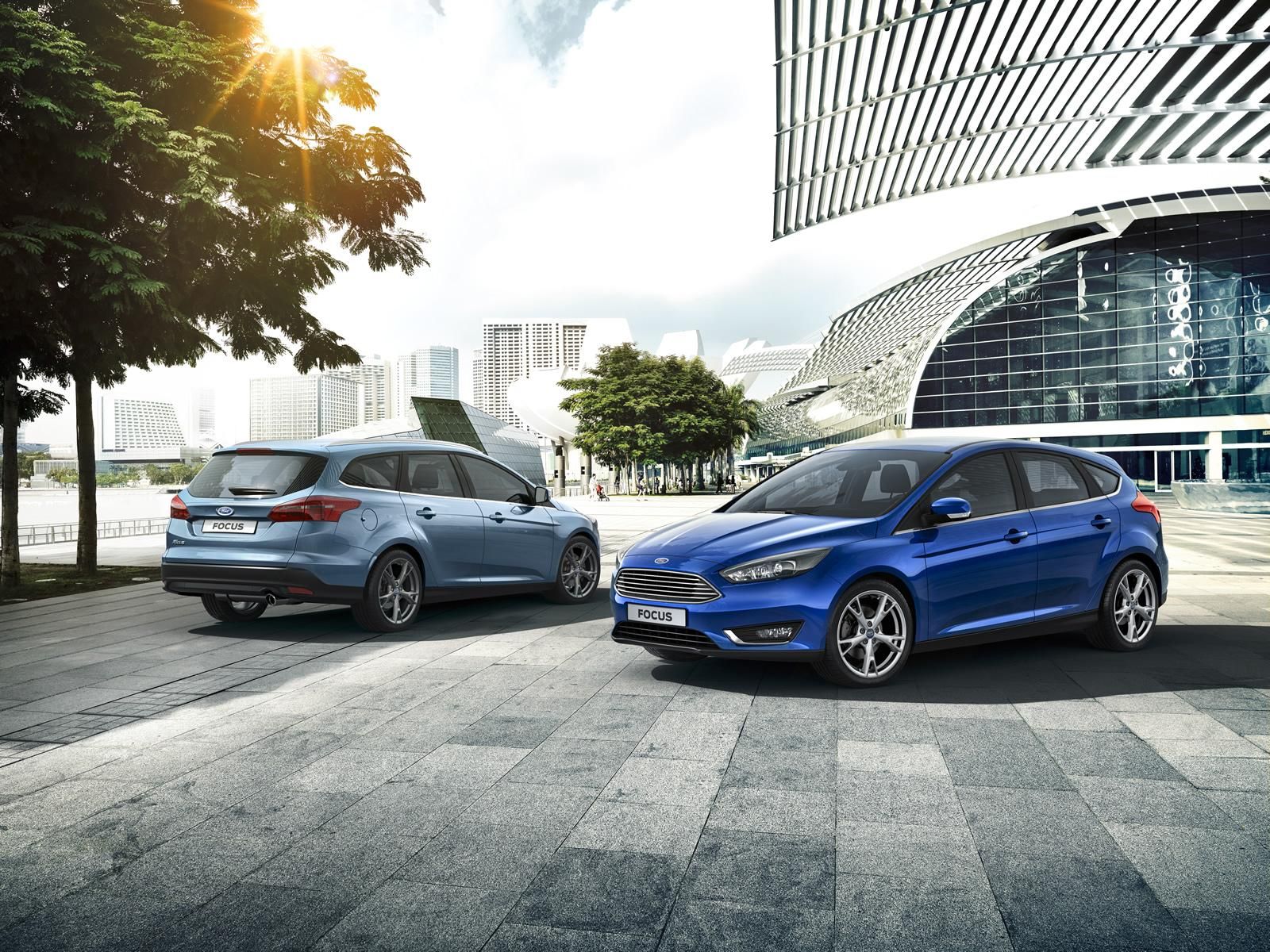 YEN MAKYAJLI FORD FOCUS HATCHBACK DETAYLI RESM GALERS