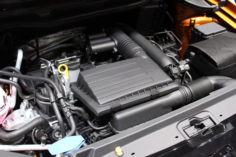 YEN MAKYAJLI VOLKSWAGEN CROSS POLO CENEVRE RESM GALERS