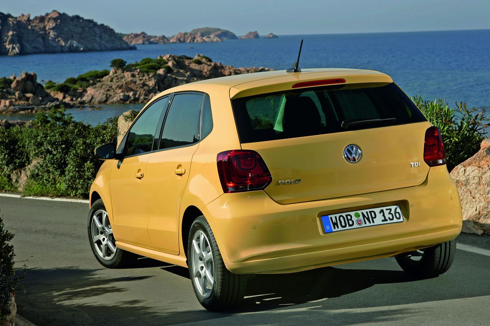 VOLKSWAGEN POLO GALER