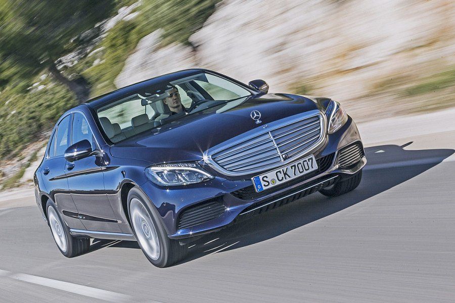 YEN MERCEDES C SERS AVRUPA YOLLARINDA RESM GALERS