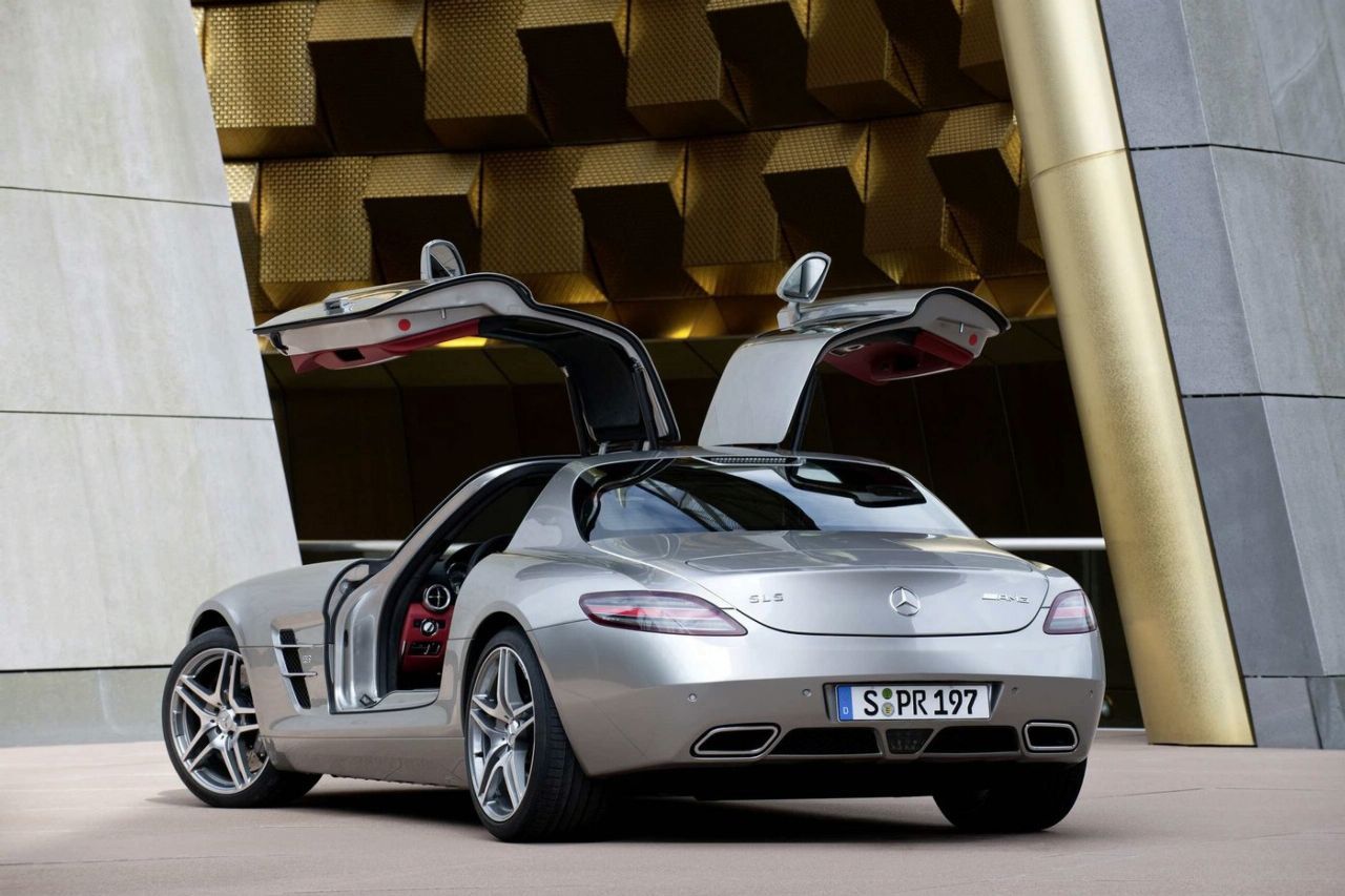 MERCEDES SLS AMG (2010) GALER