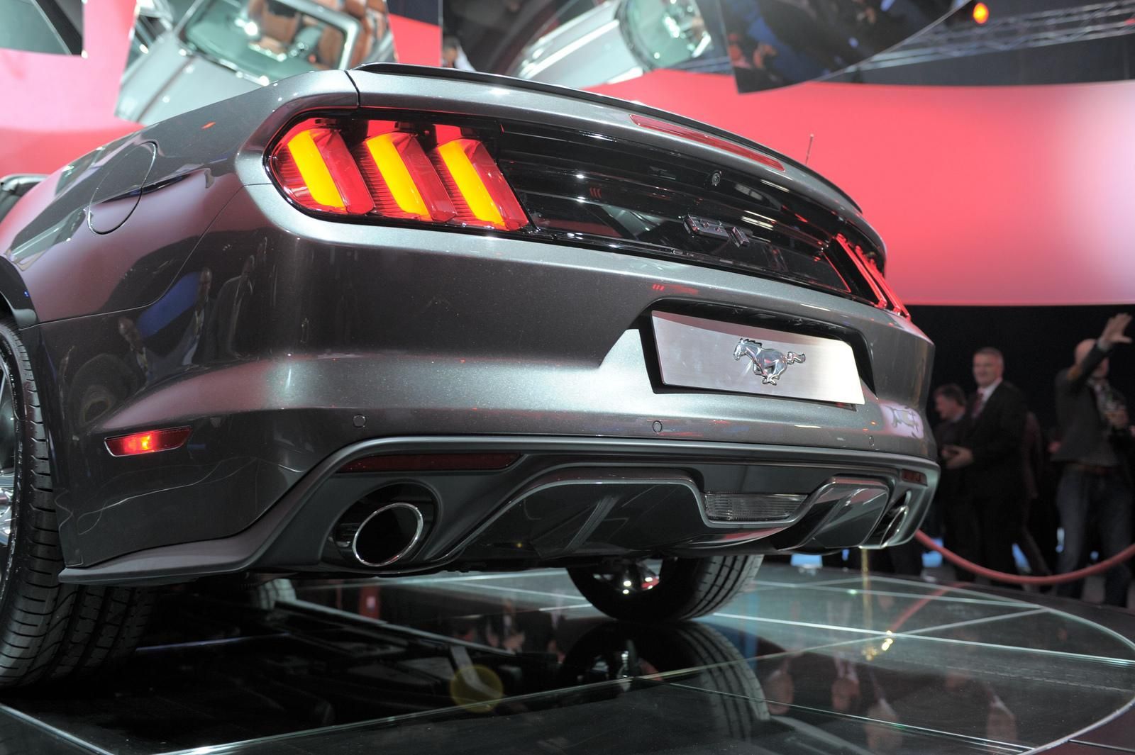 YEN 2015 FORD MUSTANG CONVERTBLE RESM GALERS