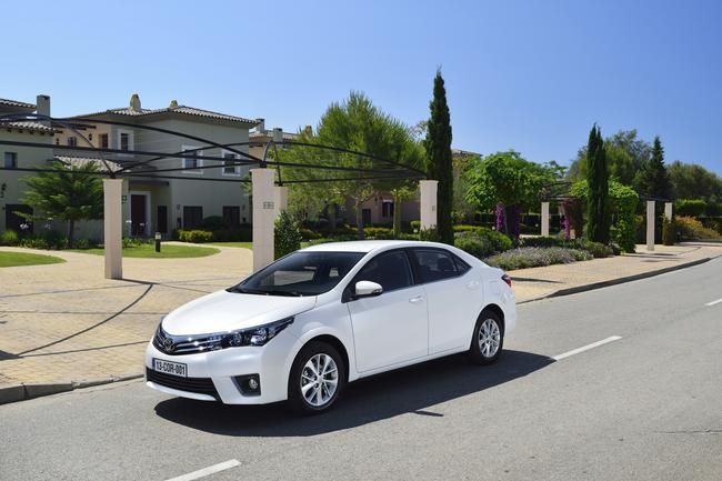 YEN TOYOTA COROLLA AYRINTILI RESM GALERS