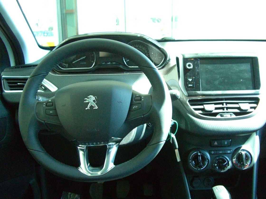 YEN PEUGEOT 2008 SATITA RESM GALERS