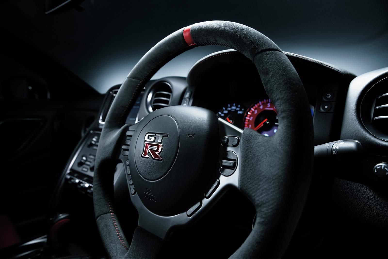 NSSAN GT-R NSMO RESM GALERS