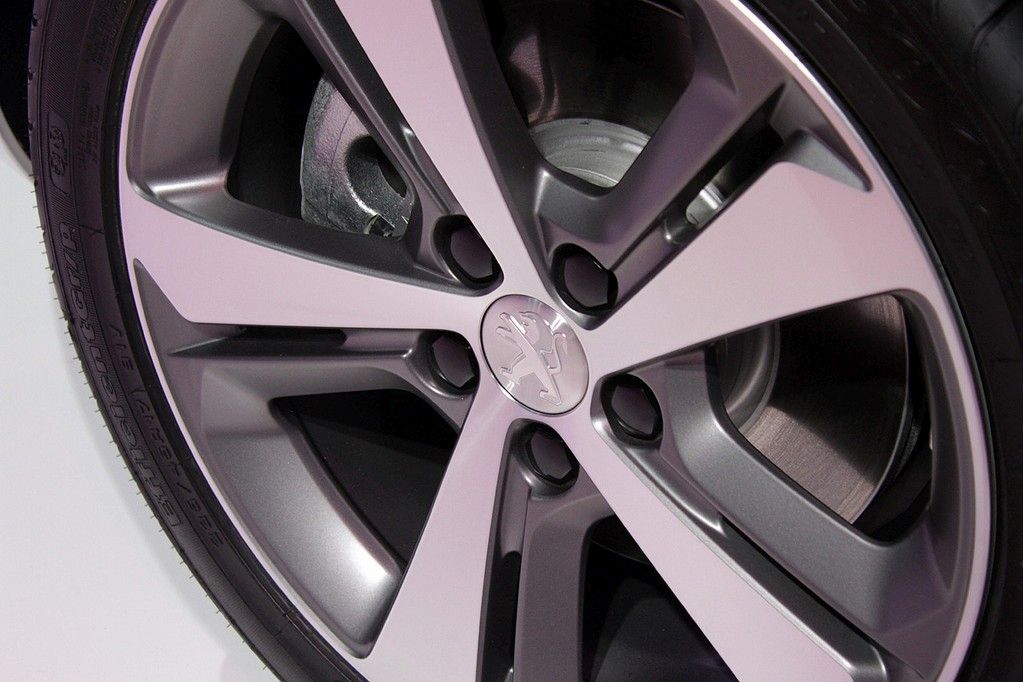 YEN PEUGEOT 308 FRANKFURT LANSMAN RESM GALERS