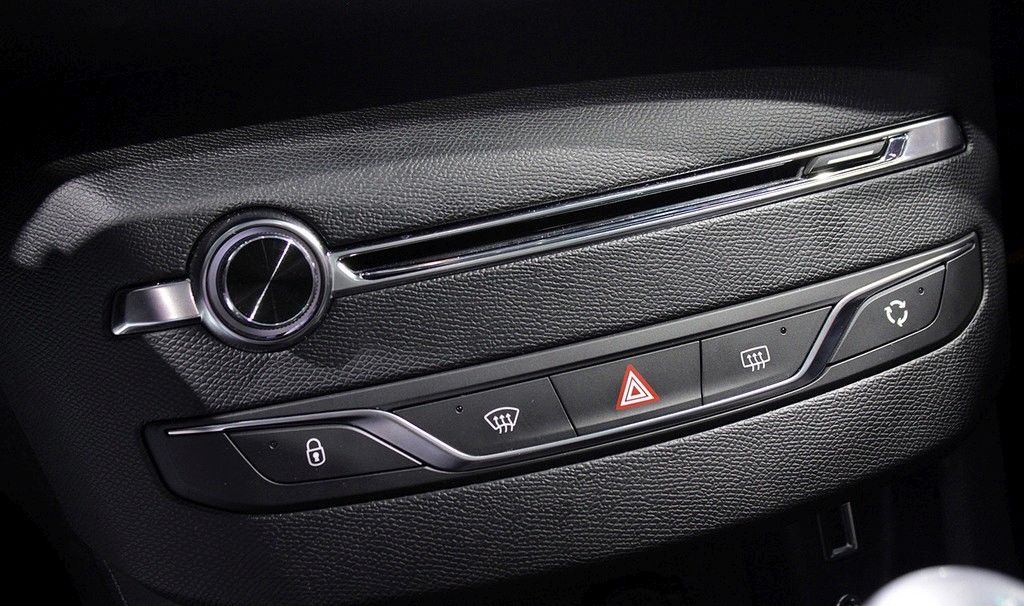YEN PEUGEOT 308 FRANKFURT LANSMAN RESM GALERS