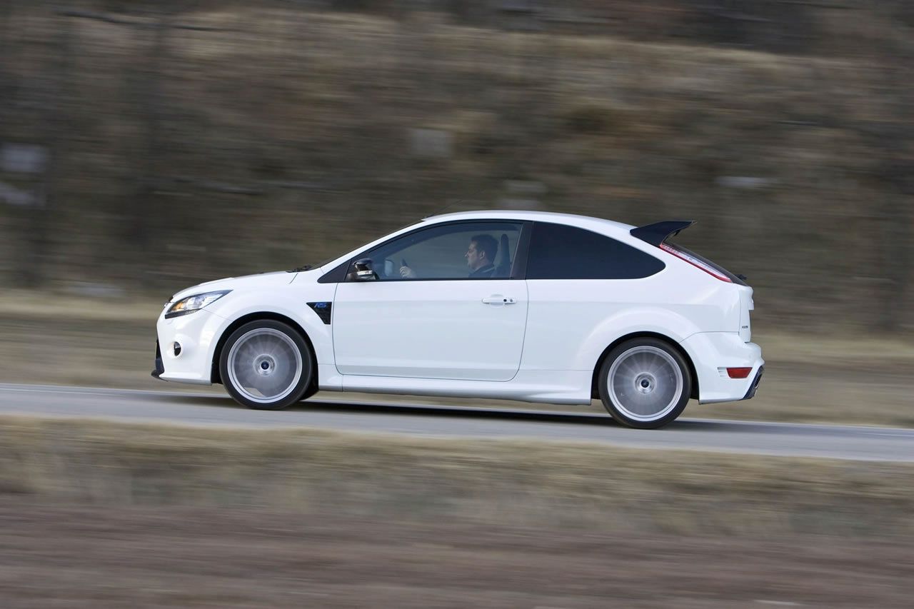 FORD FOCUS RS (2009) GALER