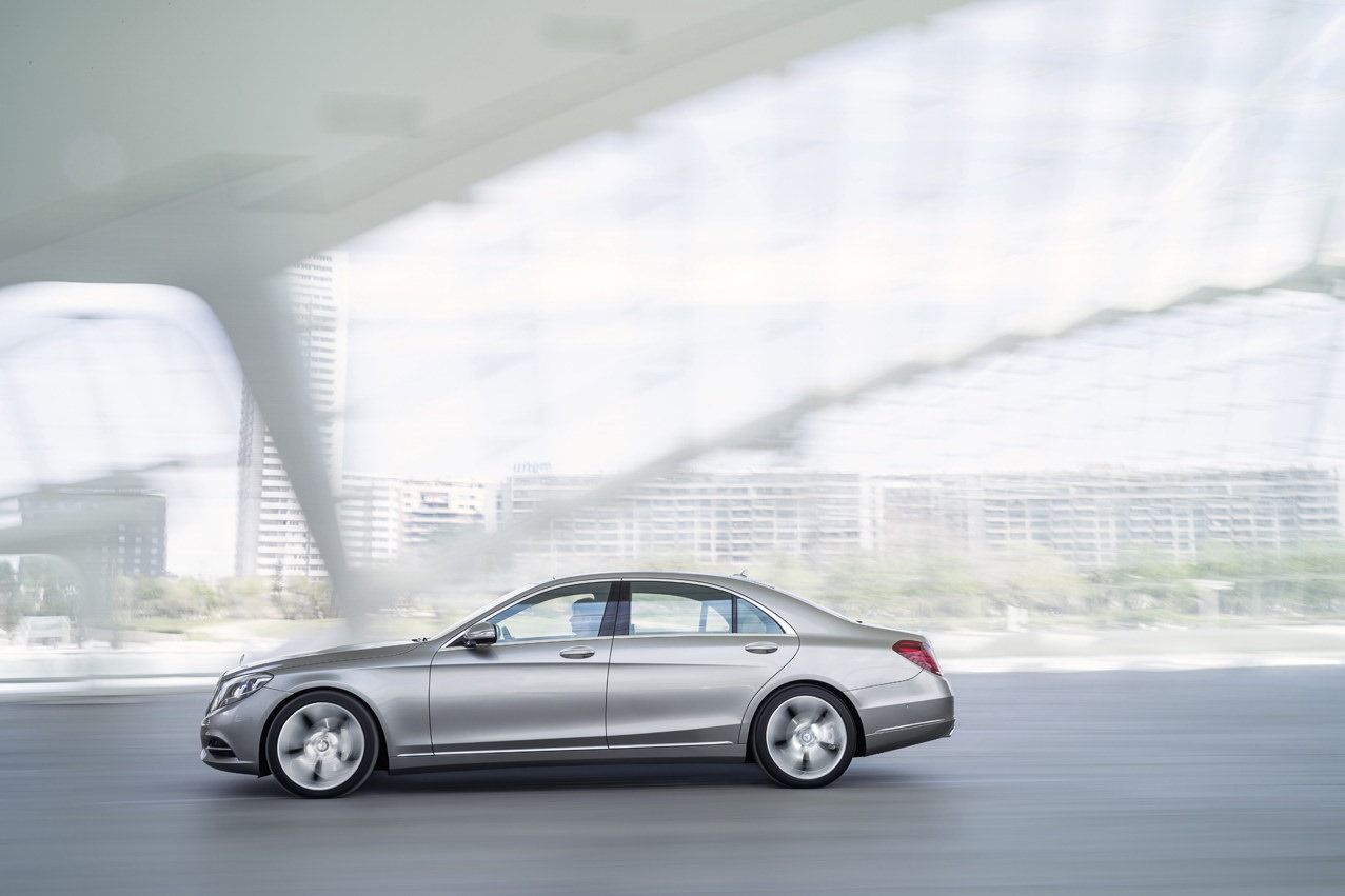 MERCEDES YEN S SERS RESM GALERS (2)