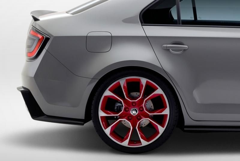 SKODA RAPD SPORT RS GALER