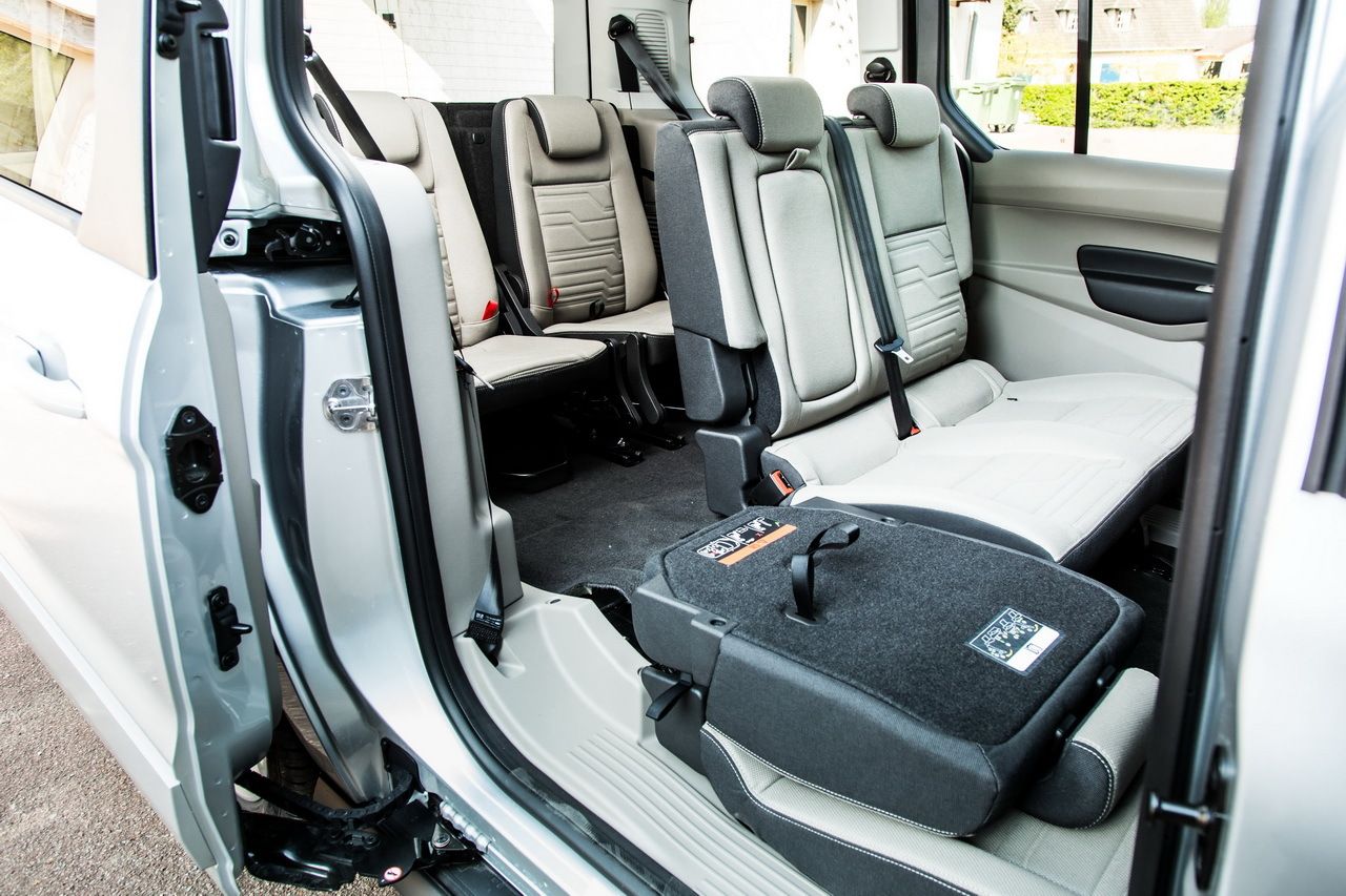 YEN FORD GRAND TOURNEO CONNECT DETAYLI RESM GALERS