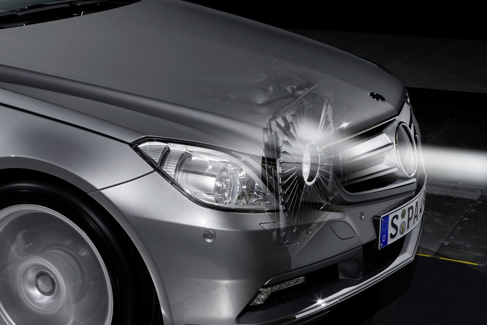 MERCEDES E CONVERTIBLE (2010) GALER