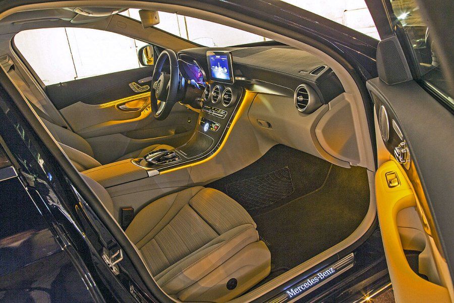 YEN MERCEDES C SERS AVRUPA YOLLARINDA RESM GALERS