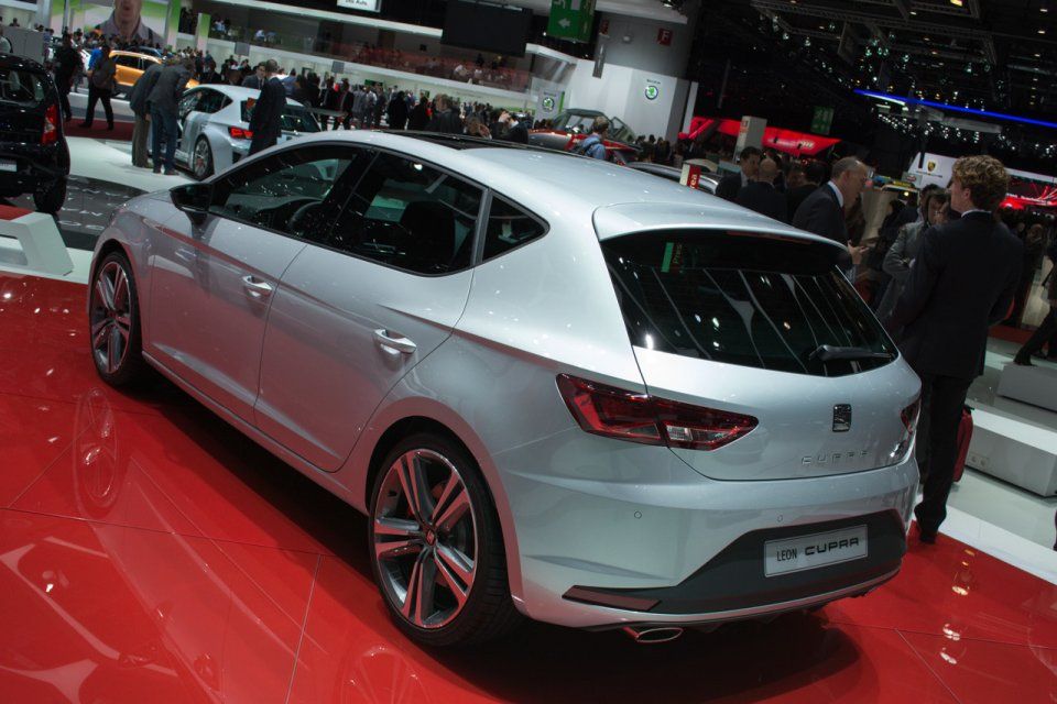 YEN SEAT LEON CUPRA CENEVRE RESM GALERS