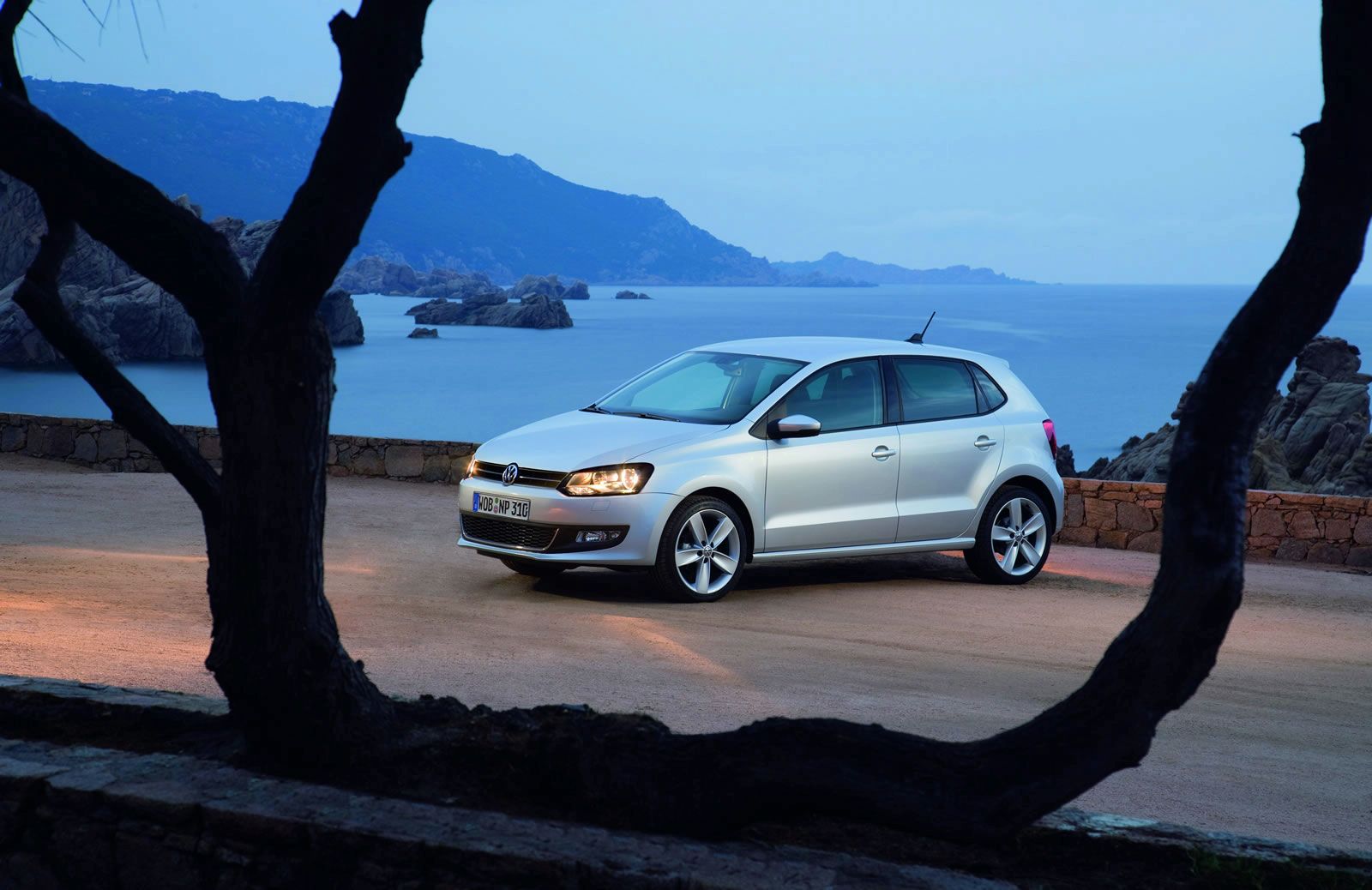 VOLKSWAGEN POLO GALER