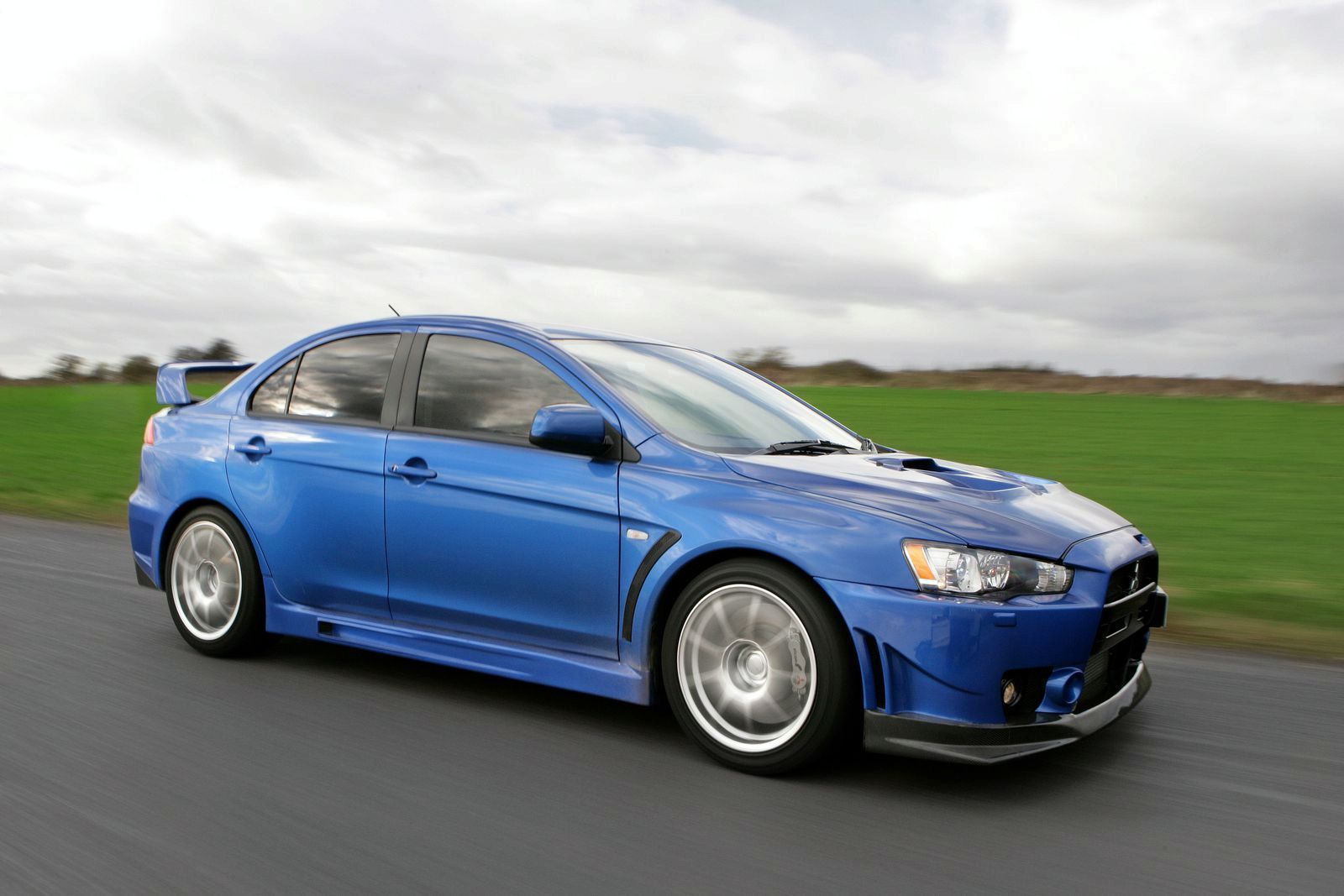 MTSUBSH LANCER EVO X GALER