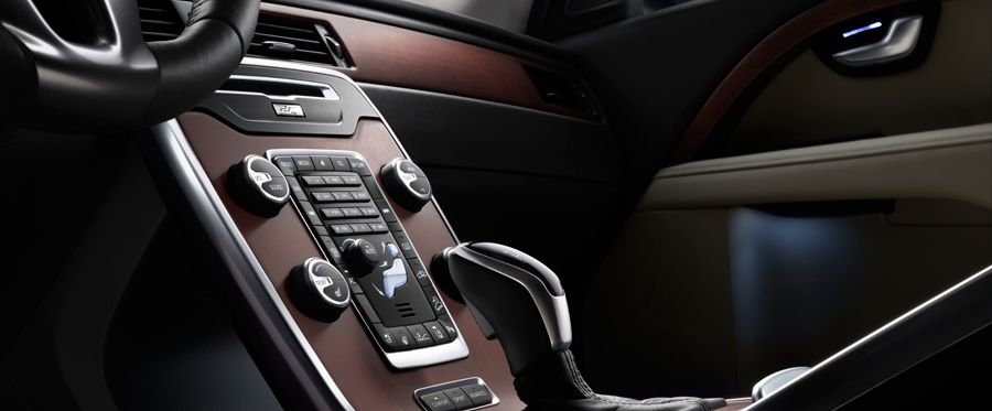 YEN� MAKYAJLI 2014 VOLVO XC70 GALER�