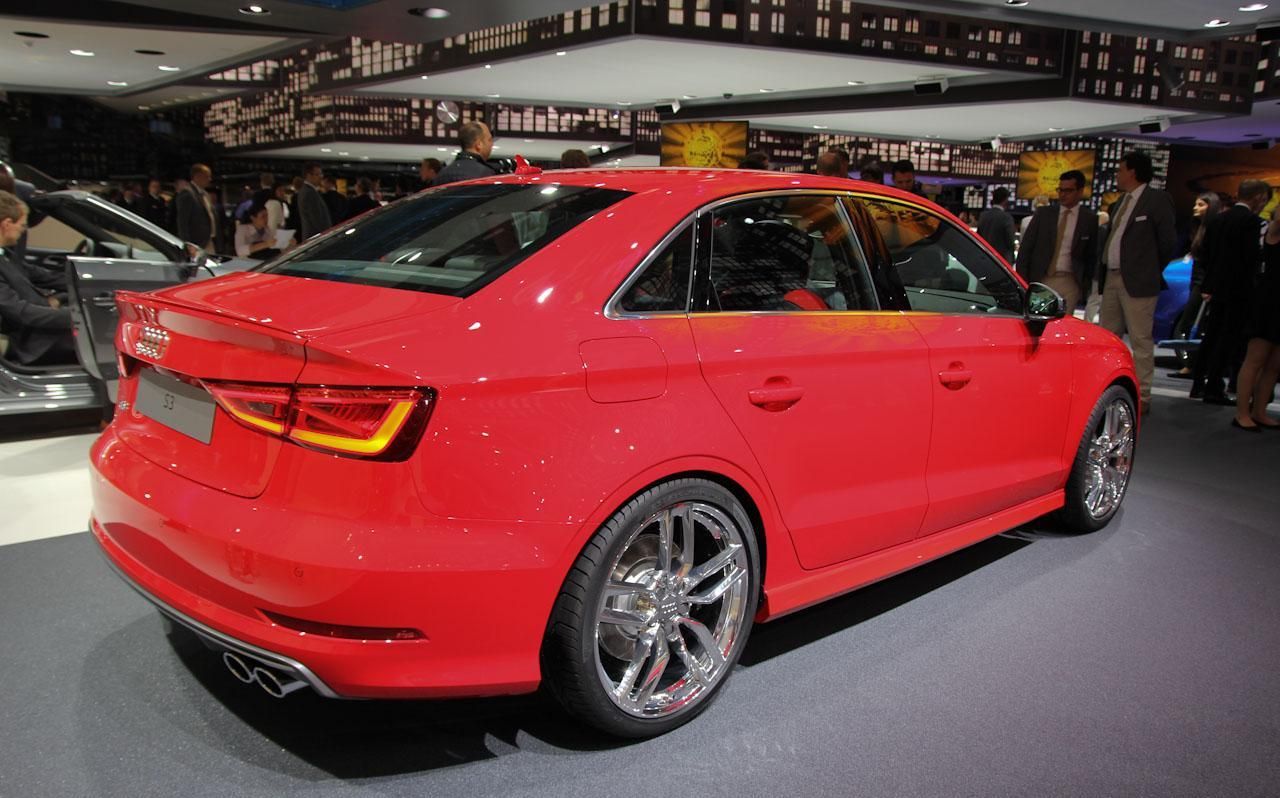 YEN AUD S3 SEDAN FRANKFURT RESM GALERS