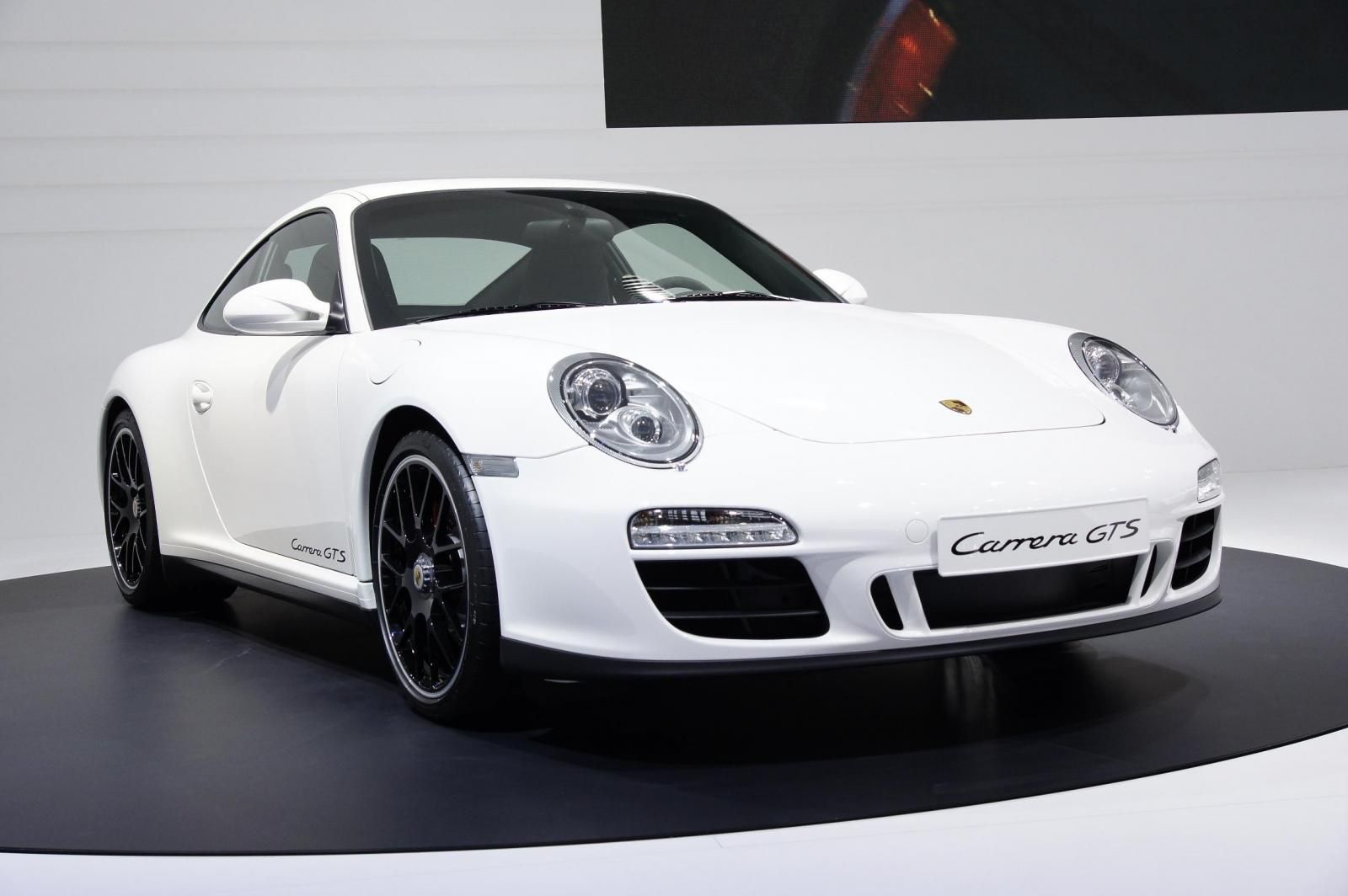 PORSCHE CARRERA GTS (2011) GALER