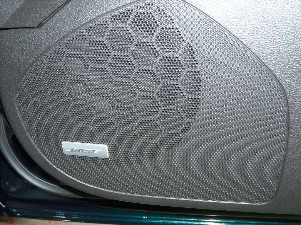 YEN MAKYAJLI OPEL NSGNA  MEKAN RESMLER