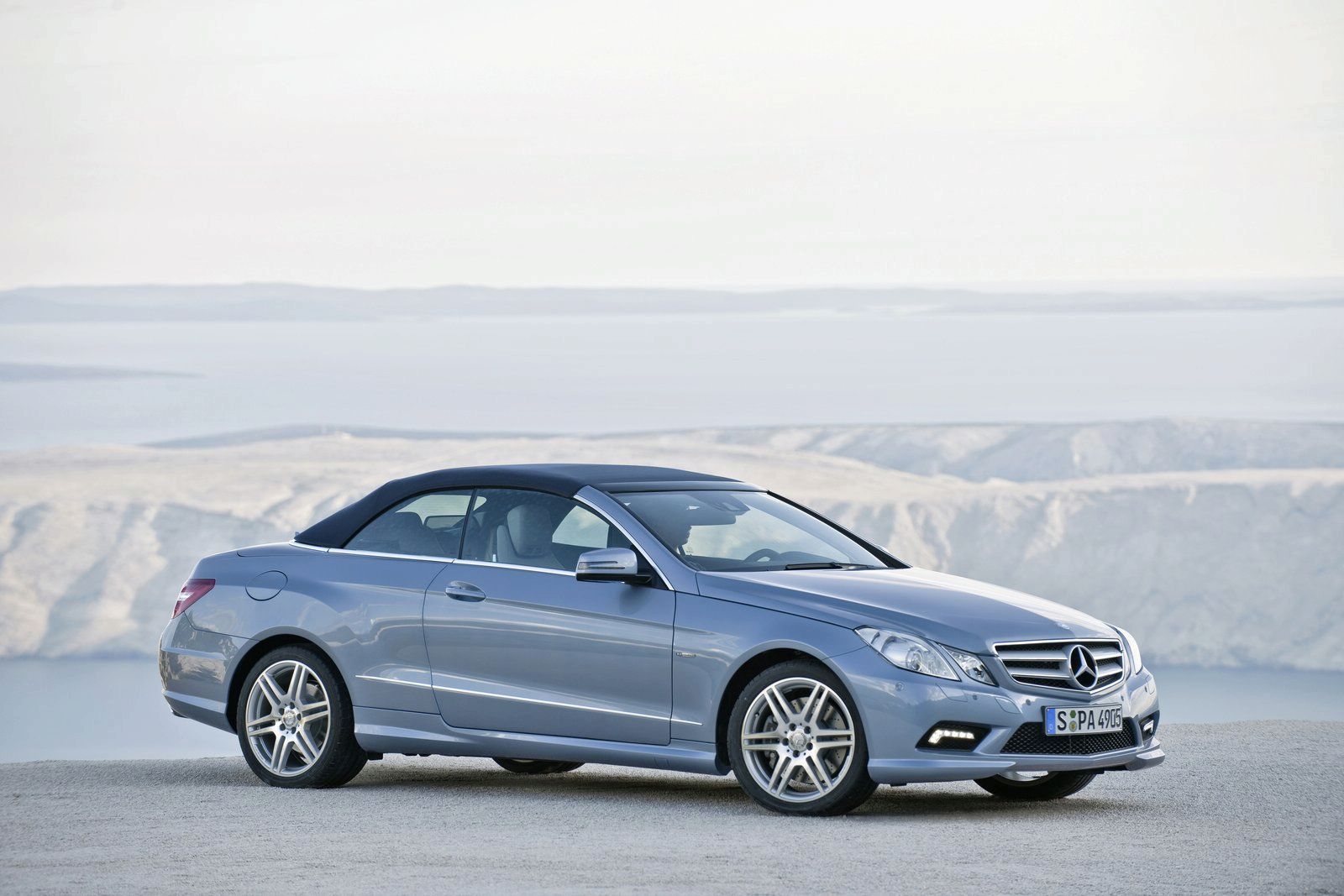 MERCEDES E CONVERTIBLE (2010) GALER
