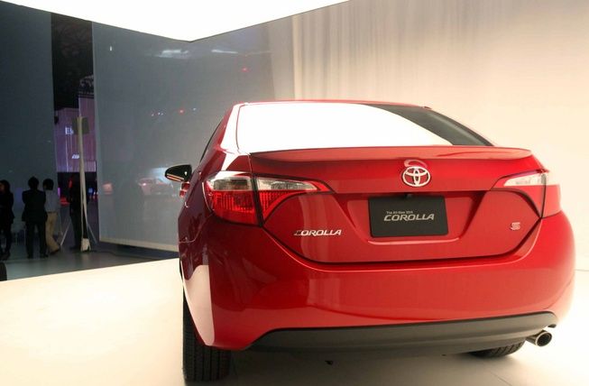 YEN TOYOTA COROLLA AMERKAN VERSYON LANSMAN GALERS