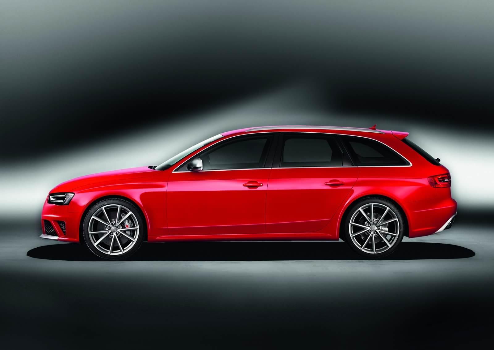 AUD RS4 AVANT GALER