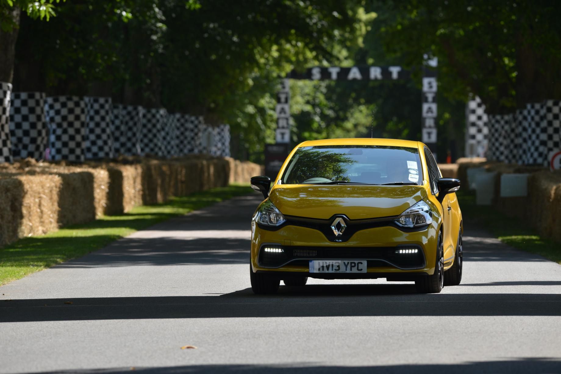RENAULT SPORT MODELLER GOODWOOD GALER