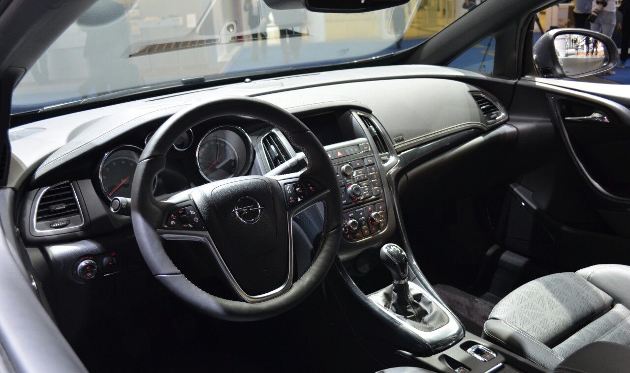 YEN OPEL CASCADA 1.6 SD 200 HP FRANKFURT LANSMAN RESM GALERS