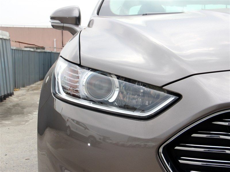 YEN (2014) FORD MONDEO N'DE SATITA RESM GALERS