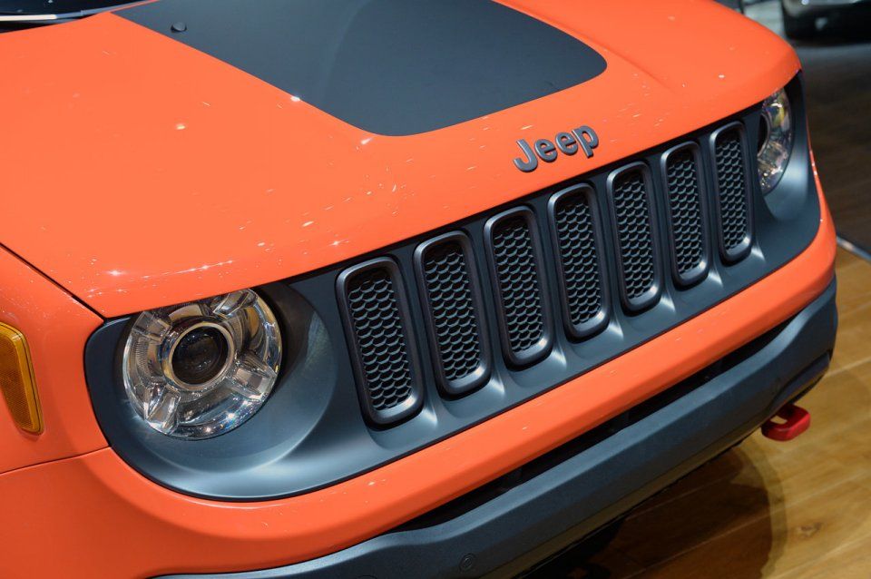 YEN JEEP RENEGADE TRALHAWK CENEVRE RESM GALERS