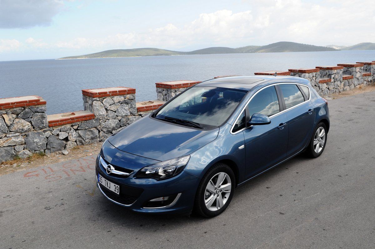 1.6 DZEL MOTORLU OPEL ASTRA'LAR TRKYE YOLLARINDA RESM GALERS