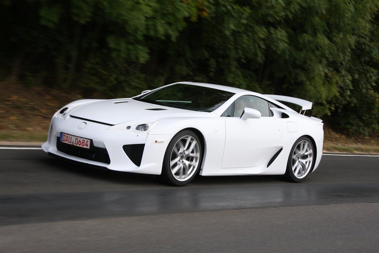 LEXUS LFA GALER