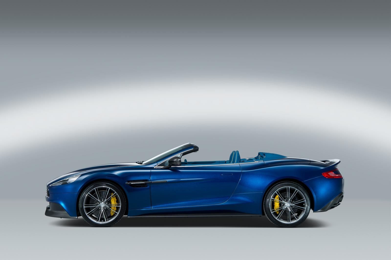 ASTON MARTN VANQUSH VOLANTE RESM GALER