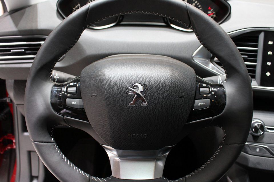 PEUGEOT 308 SW CENEVRE RESM GALERS