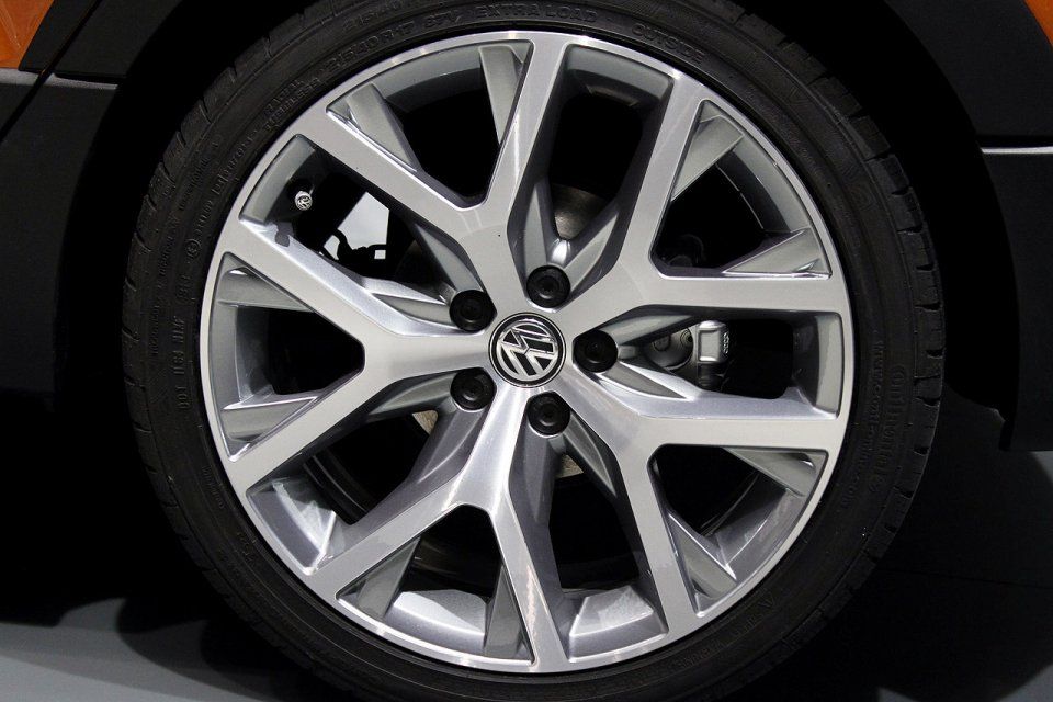 YEN MAKYAJLI VOLKSWAGEN CROSS POLO CENEVRE RESM GALERS