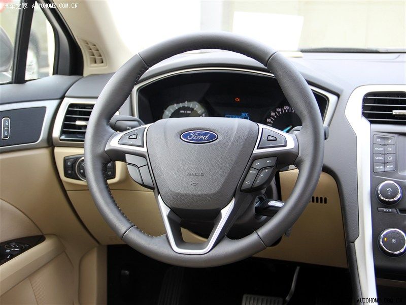 YEN (2014) FORD MONDEO N'DE SATITA RESM GALERS