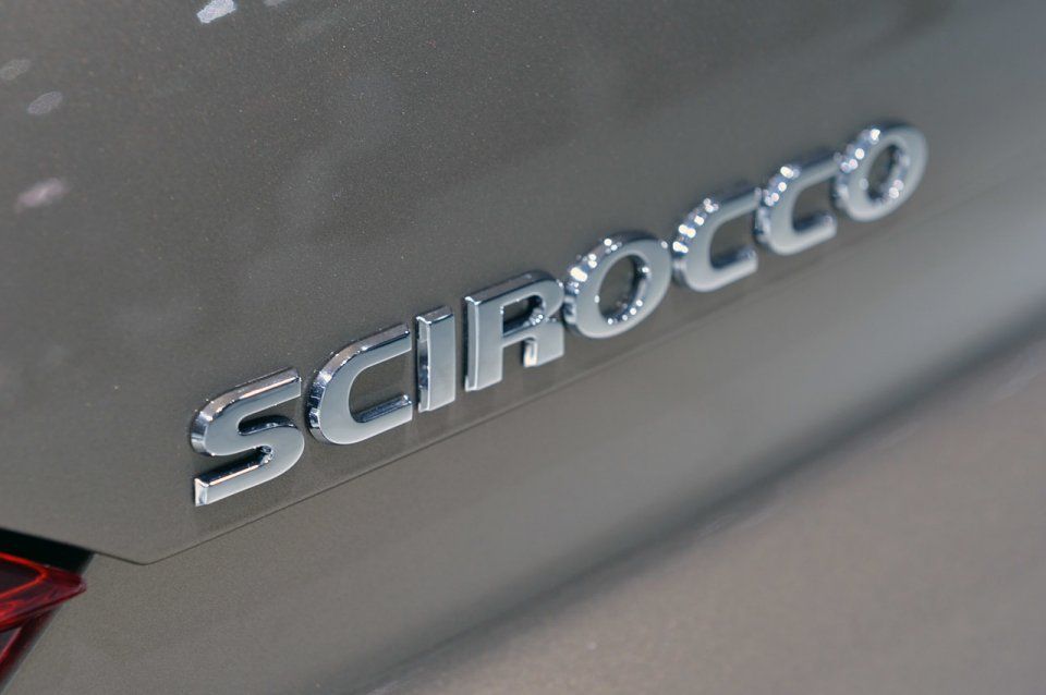 YEN MAKYAJLI VOLKSWAGEN SCROCCO CENEVRE RESM GALERS