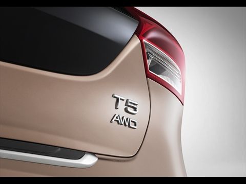 VOLVO V40 CROSS COUNTRY GALER