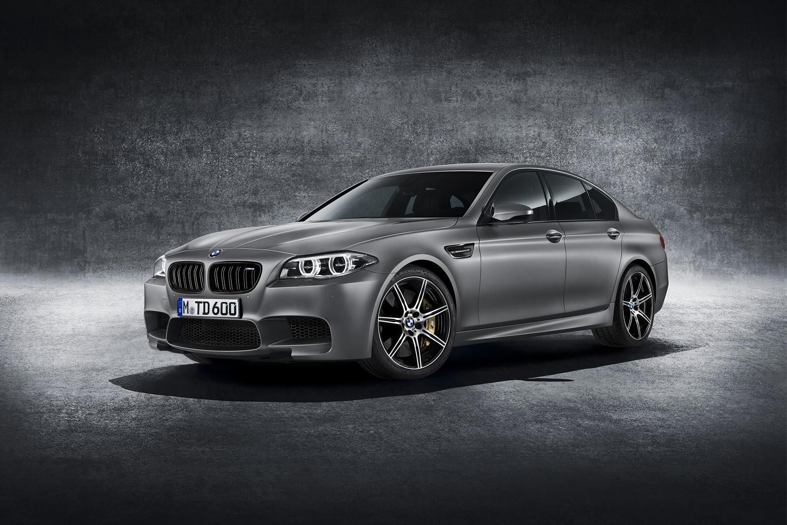 YEN BMW M5 30. YIL ZEL SER RESM GALERS 